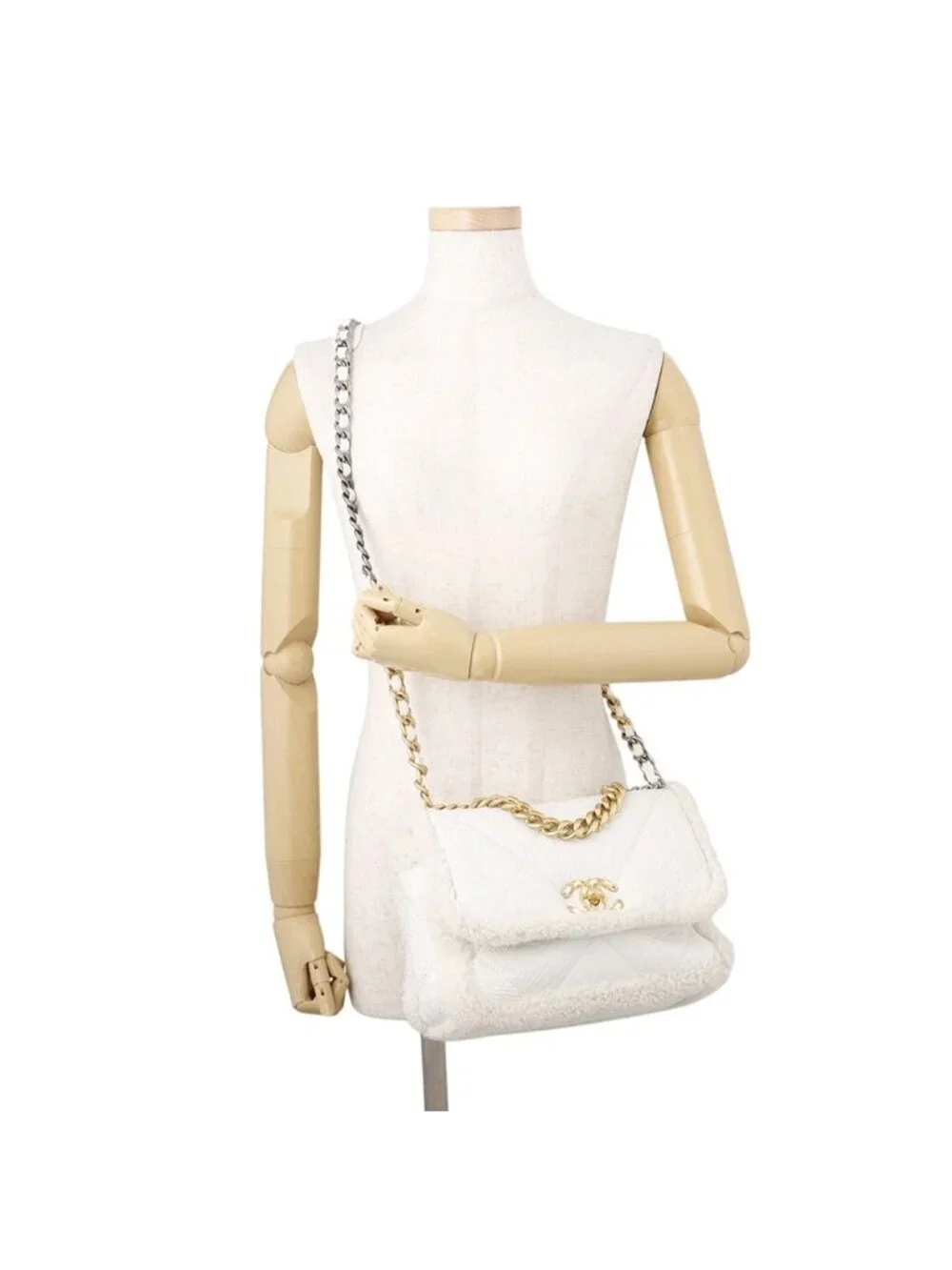CHANEL experts wear